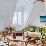 Bastille Duplex Sous Les Toits